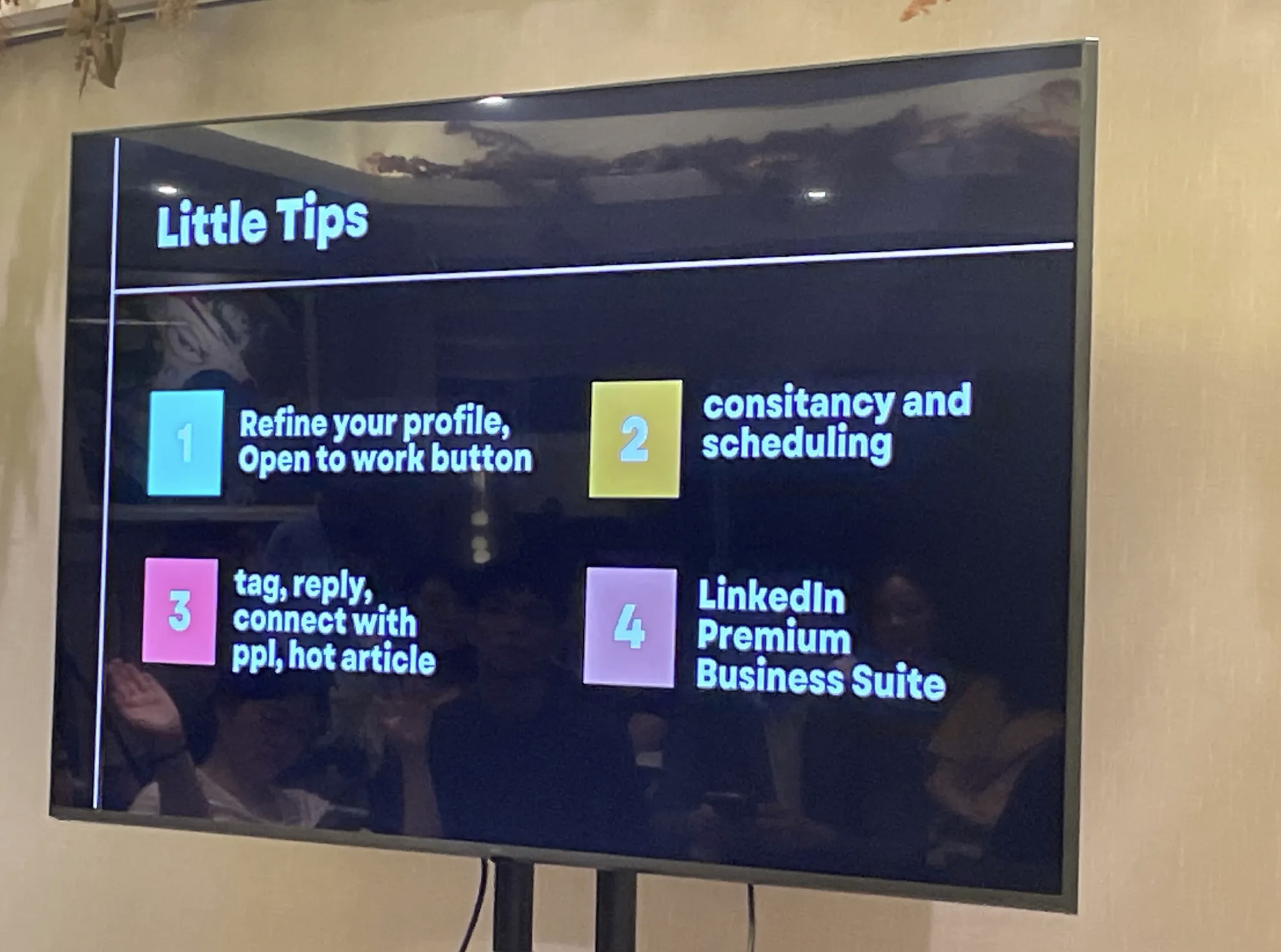 LinkedIn 經營四大重點：Profile、持續發文、互動連結、Premium